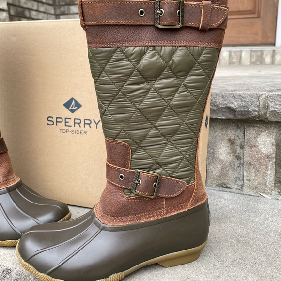 SPERRY SALTWATER TALL BUCKLE NYLON QUILT 7 Women's Outdoor Boot - Picture 4 of 11